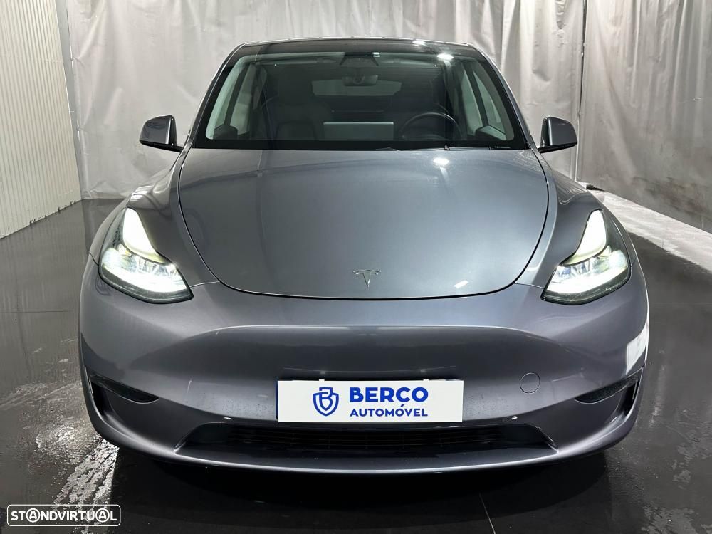 Tesla Model Y Performance Dual Motor AWD - 2