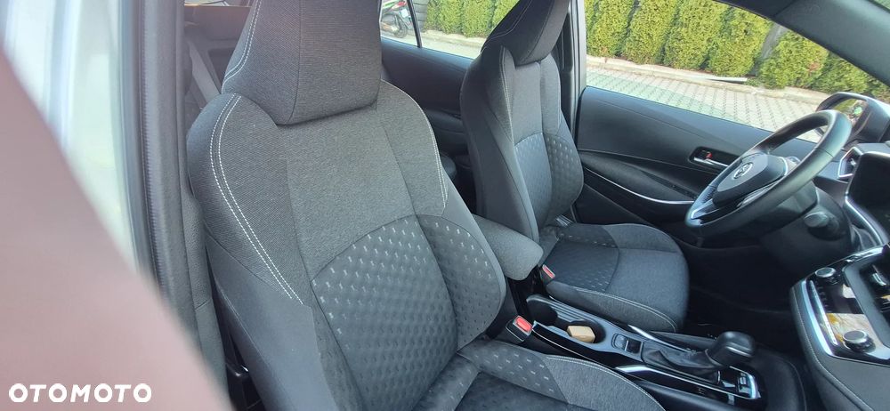 Toyota Corolla - 26