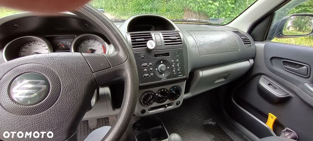 Suzuki Ignis 1.3 GC - 13