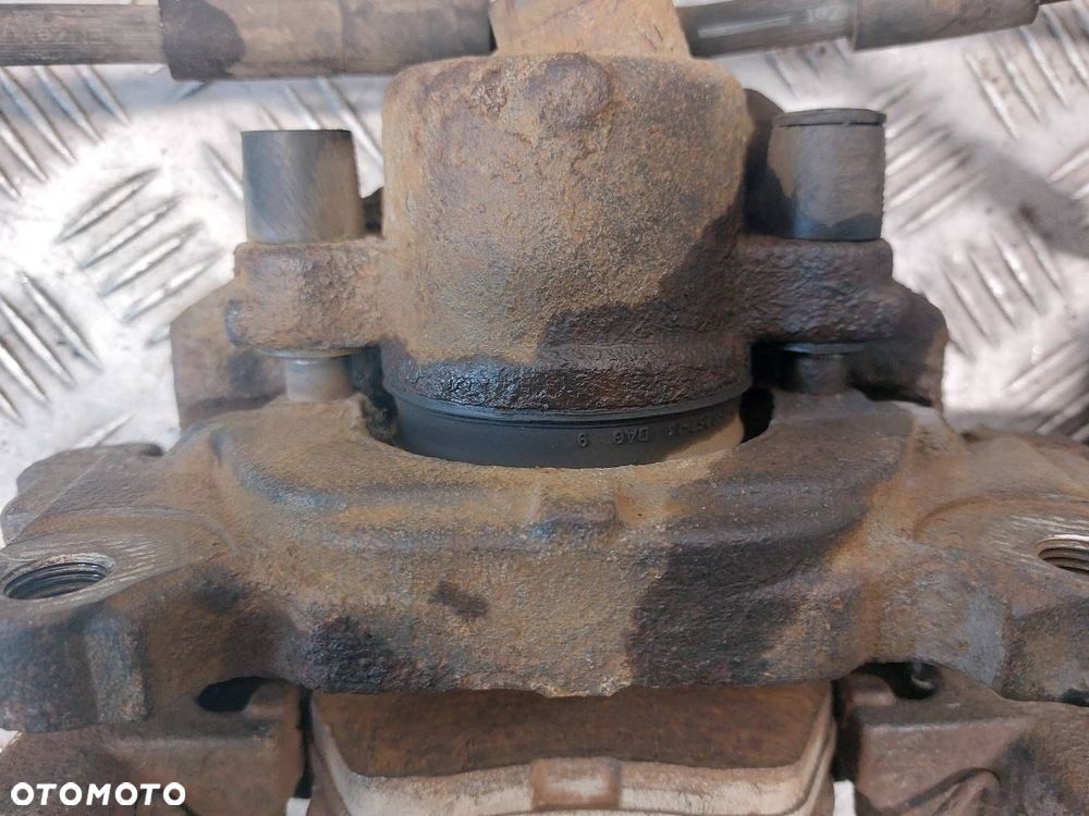TARCZE HAMULCOWE PRZÓD + KLOCKI + ZACISKI VOLKSWAGEN TOURAN I 2.0 TDI - 9