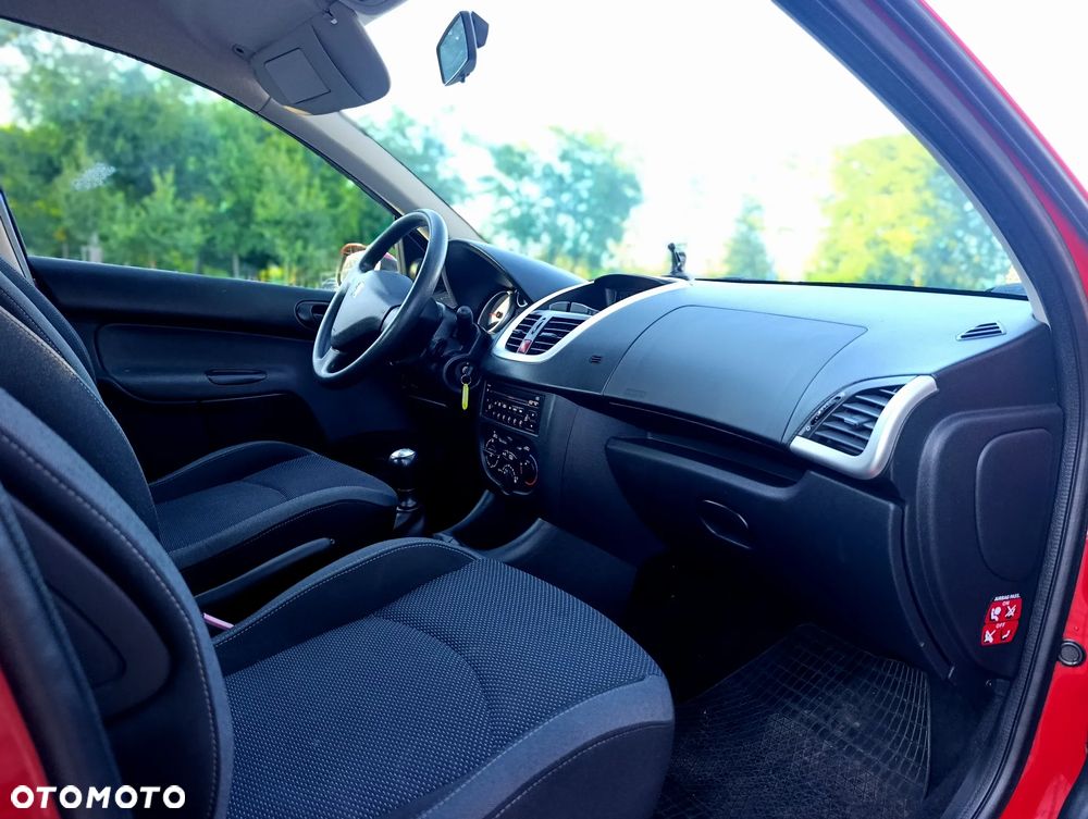 Peugeot 206 plus 75 - 14