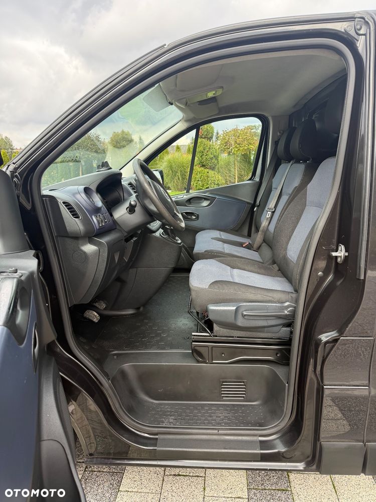Opel Vivaro - 9