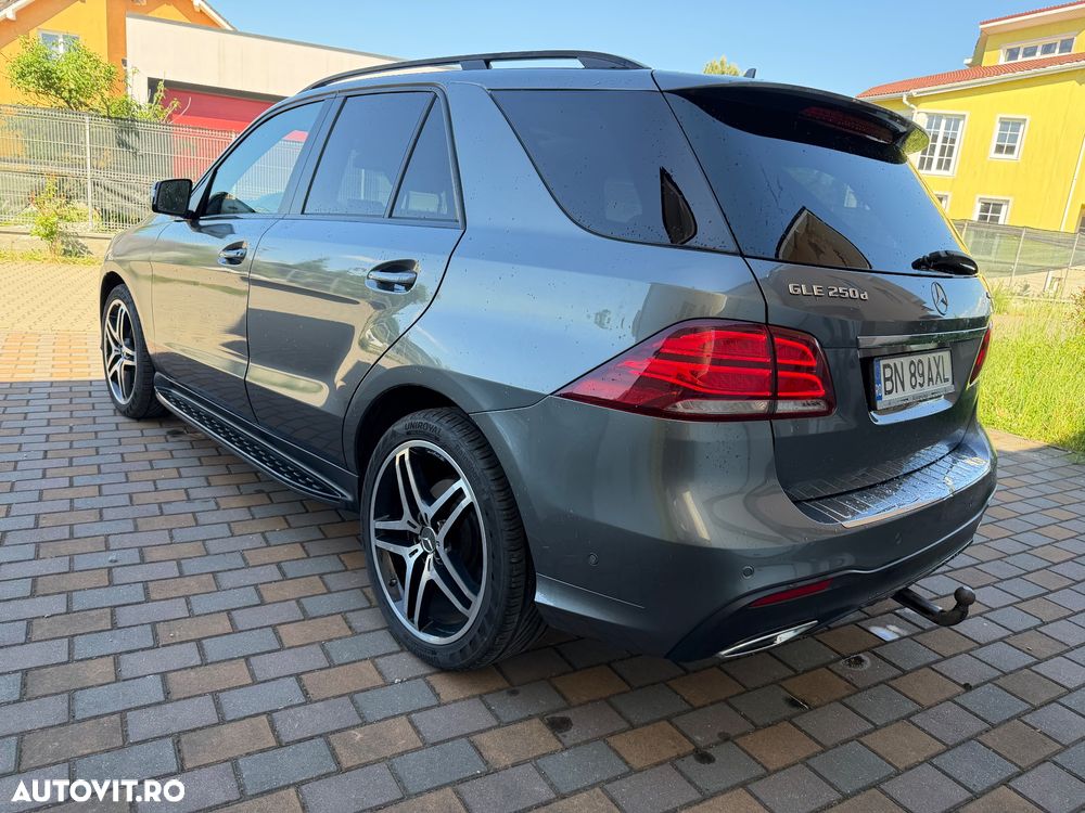 Mercedes-Benz GLE 250 d 4MATIC - 5
