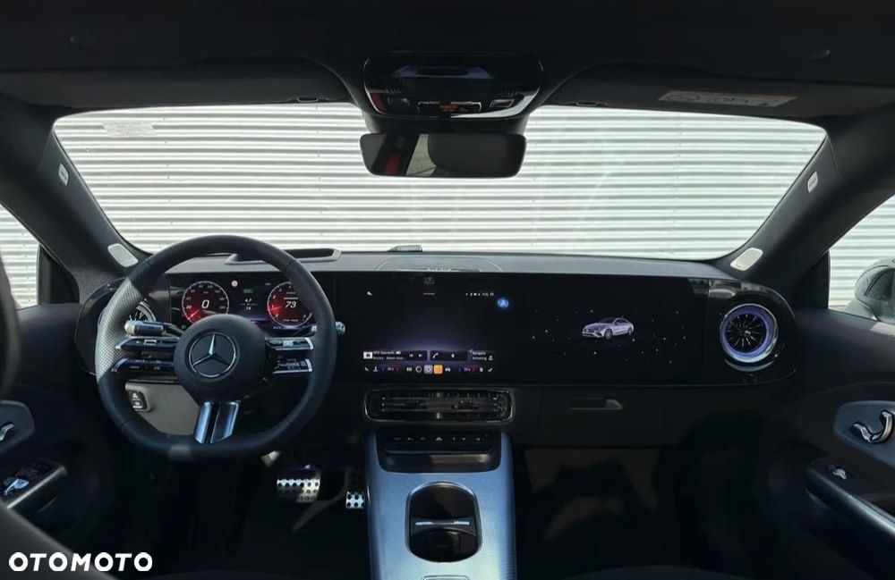 Mercedes-Benz CLA - 4