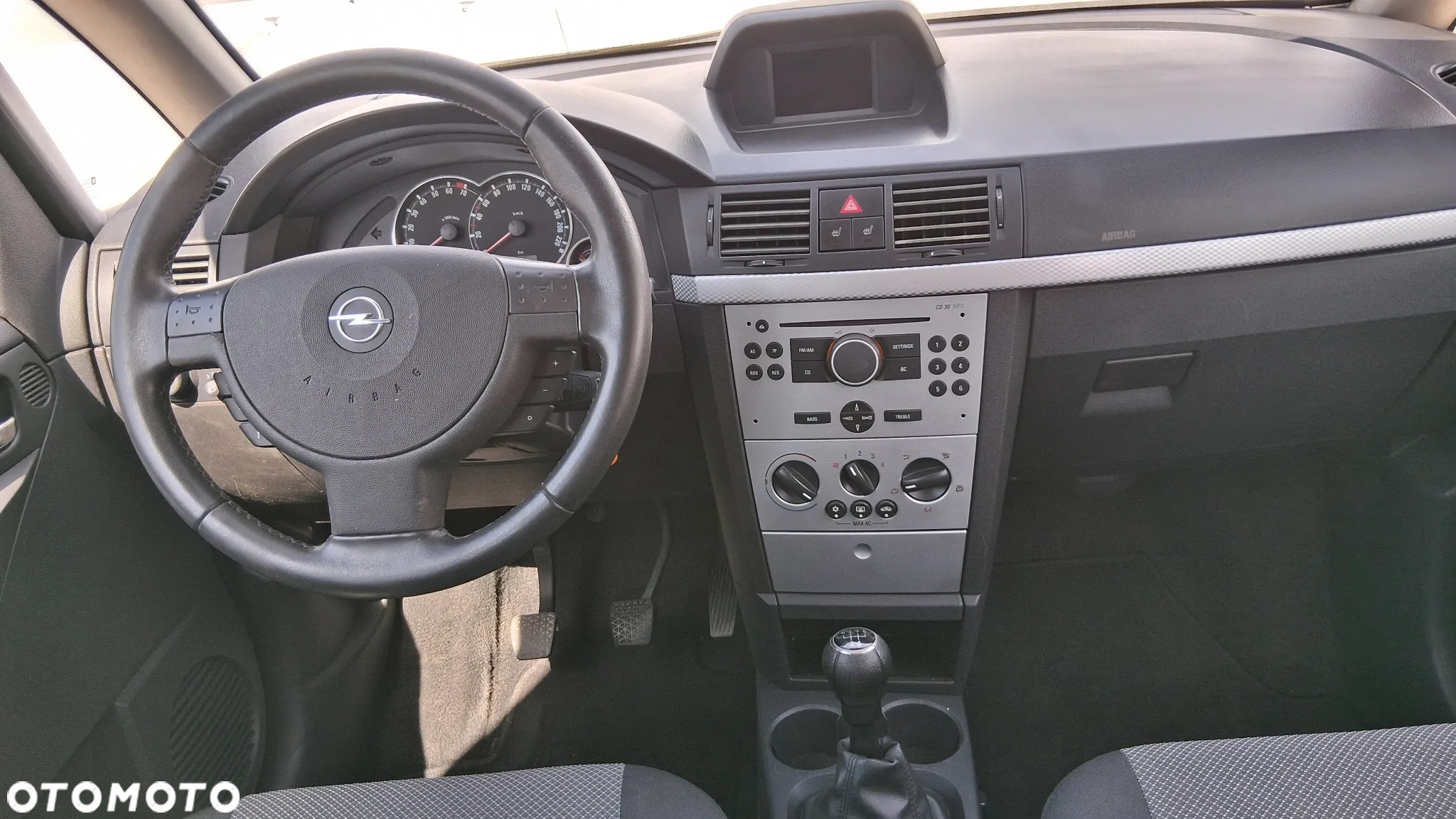 Opel Meriva 1.8 16V Cosmo - 14