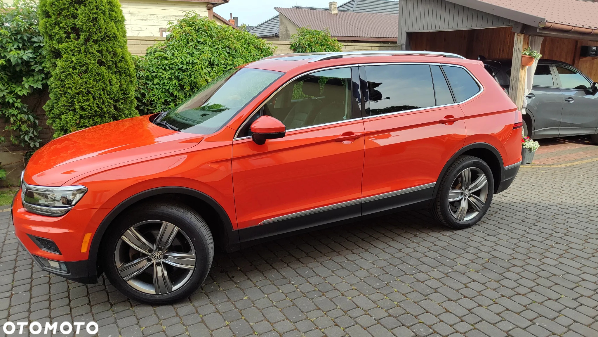 Volkswagen Tiguan 2.0 TSI 4Mot Elegance DSG - 4