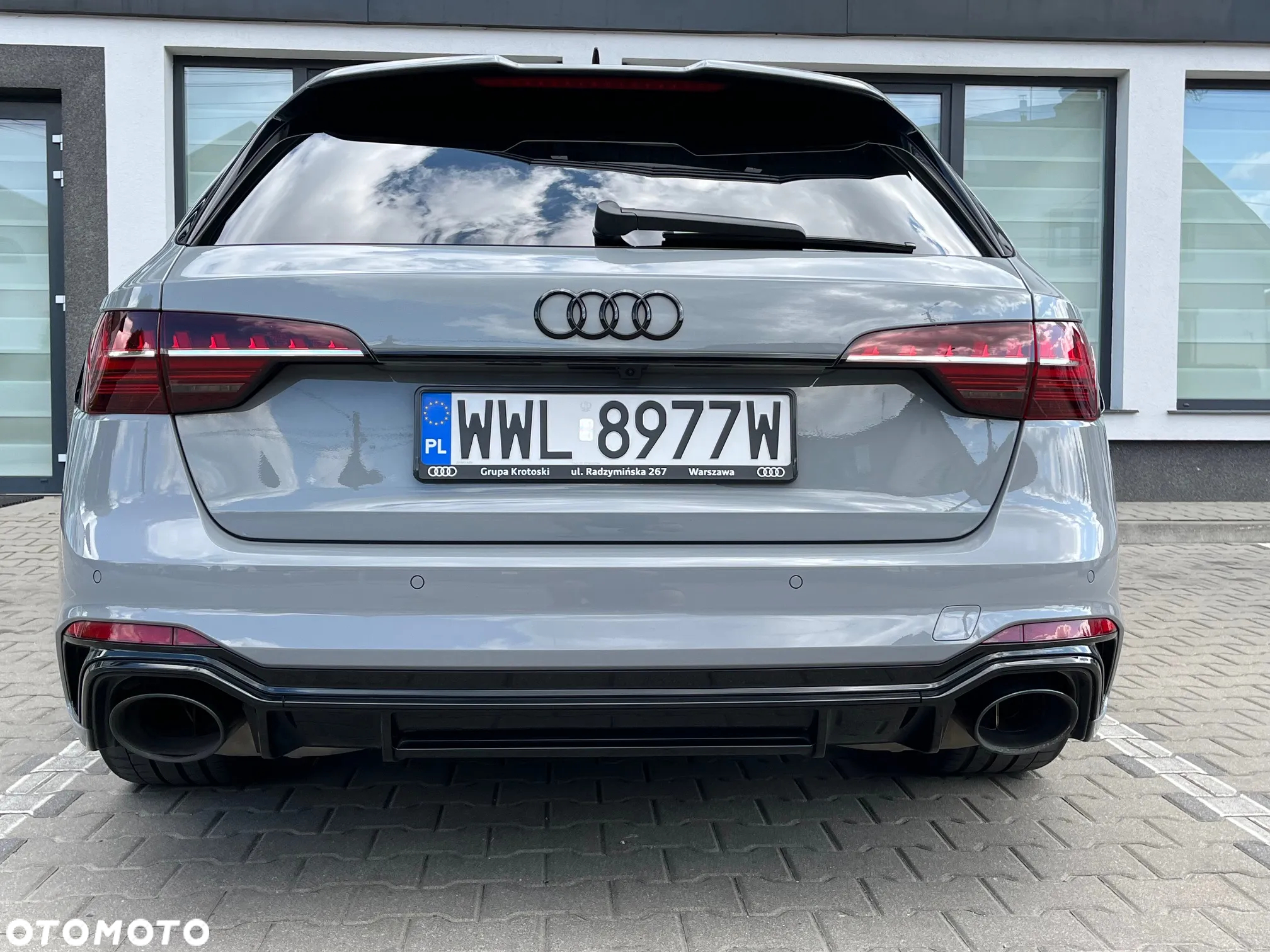 Audi RS4 TFSI Quattro Tiptronic - 7