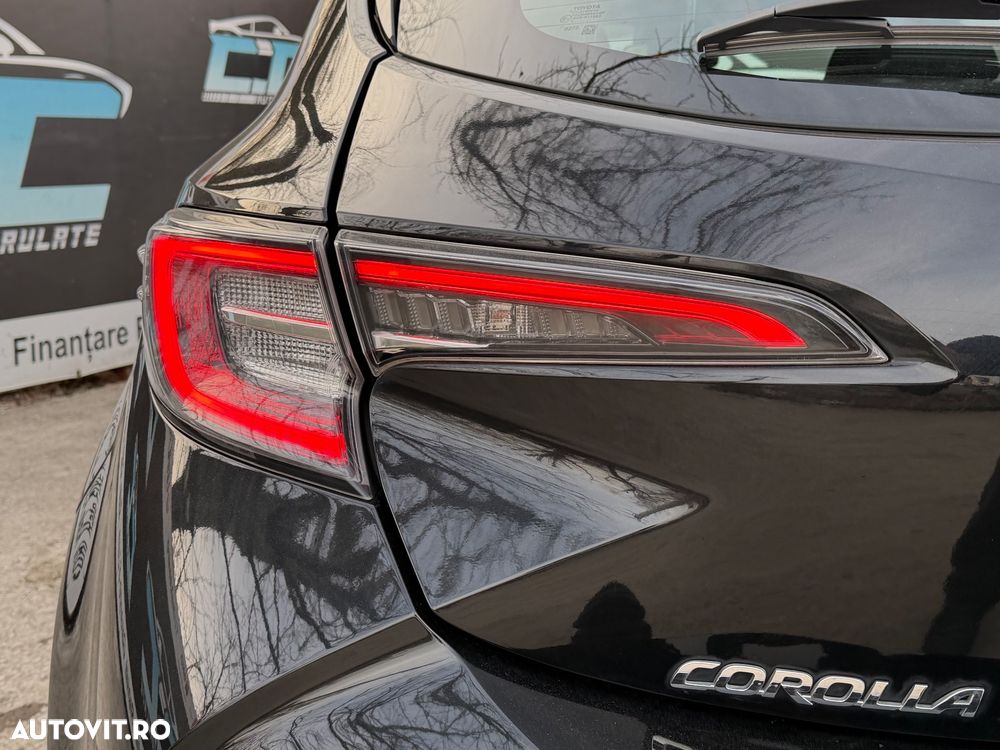 Toyota Corolla 1.8 HSD Dynamic - 31