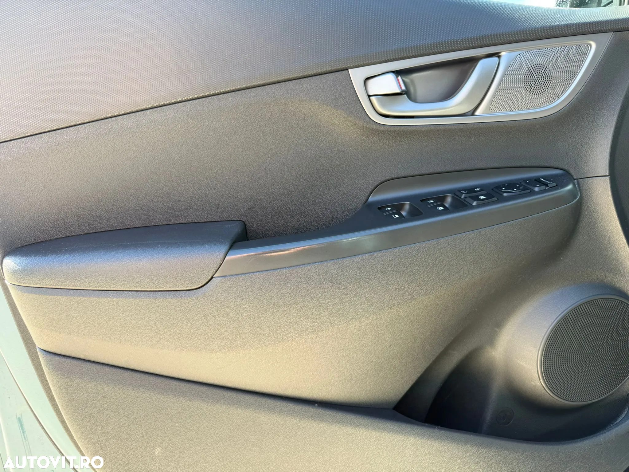 Hyundai KONA Electric 204CP Highway - 18