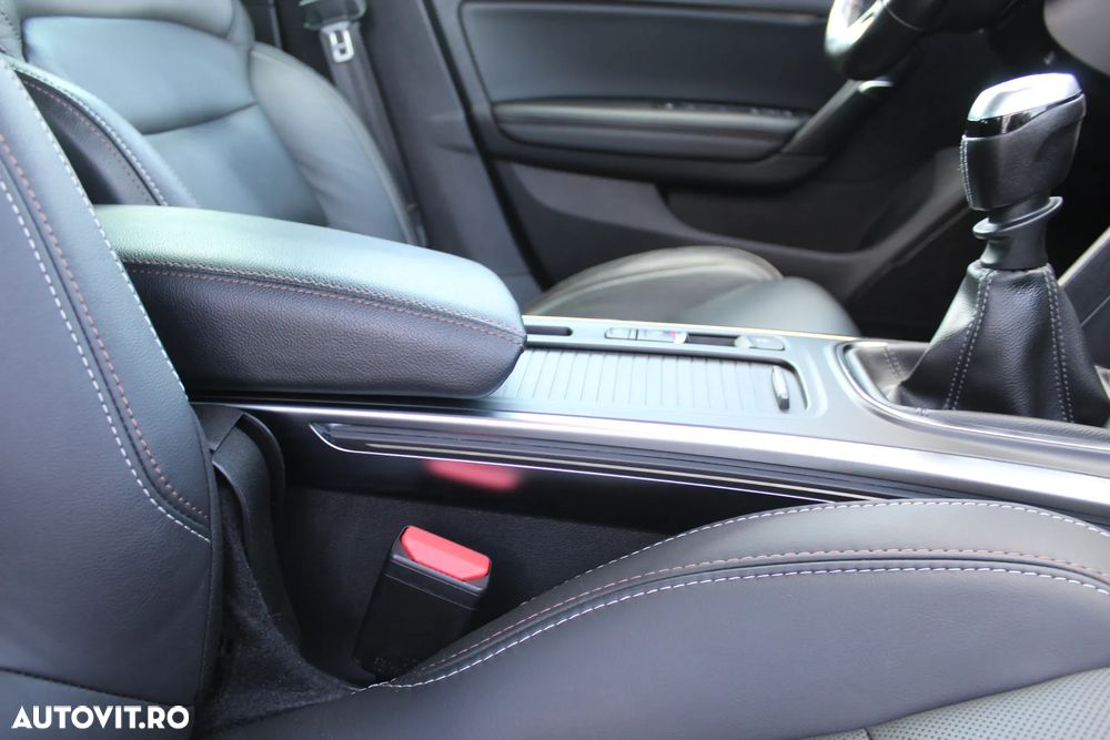 Renault Megane - 24