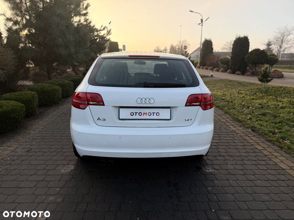 Audi A3 Sportback 1.4 TFSI S line Sportpaket - 5