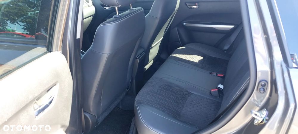 Suzuki Vitara 1.4 Boosterjet mHEV Elegance 2WD - 10