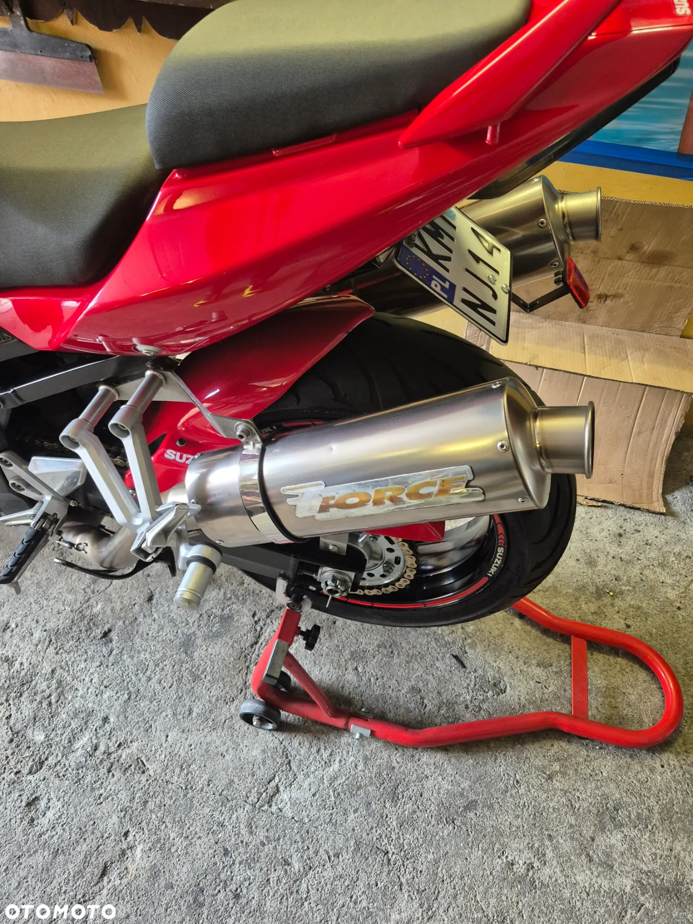 Suzuki SV - 13