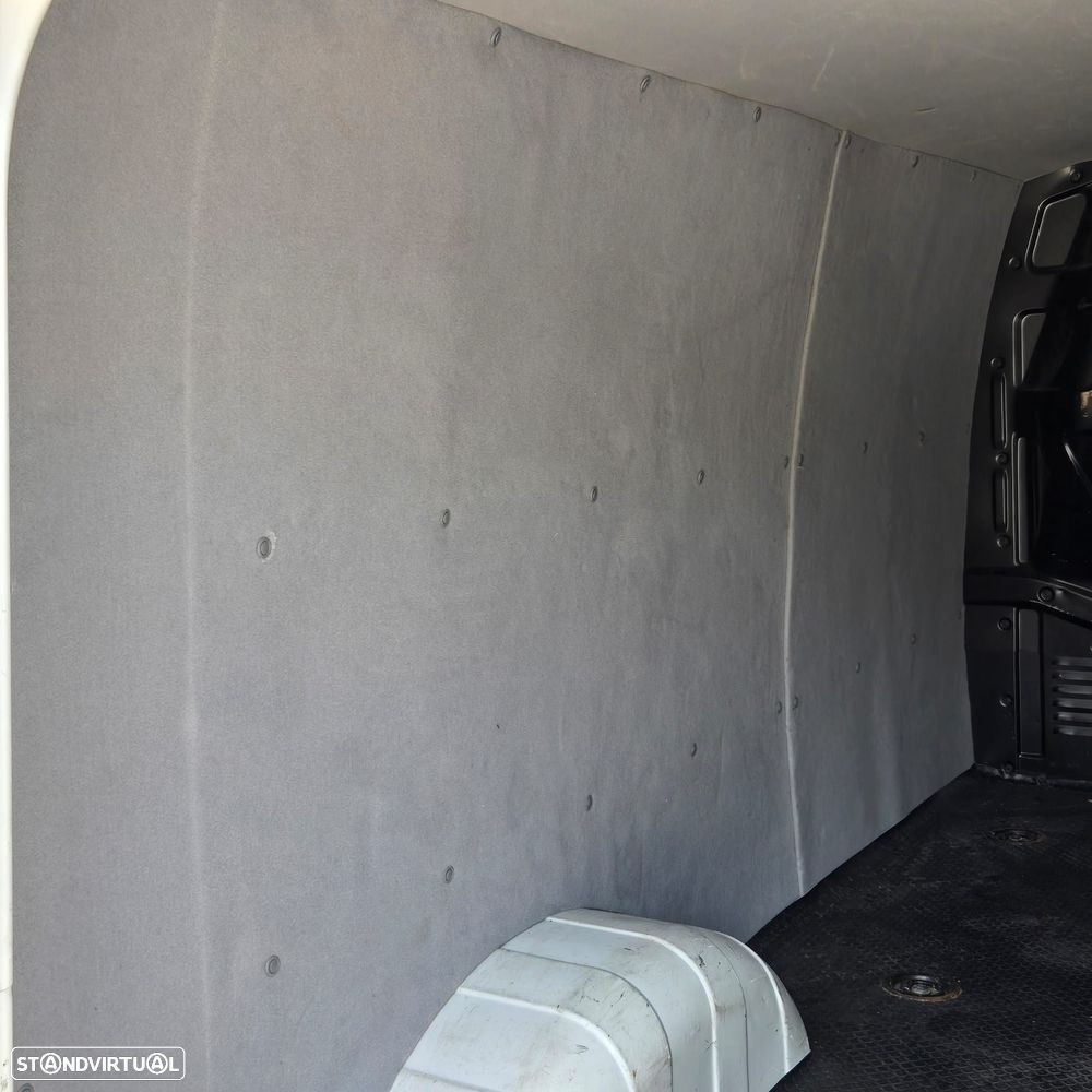 Maxus eDeliver 3 L2H1 - 11