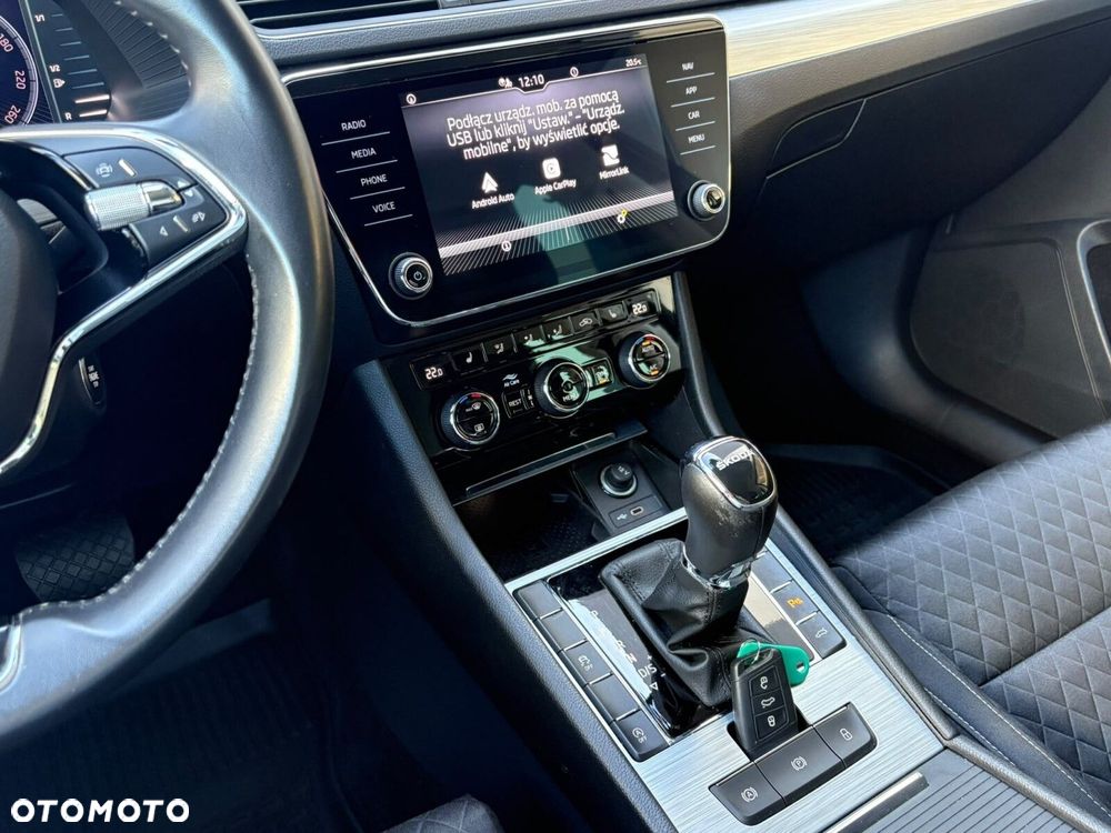 Skoda Superb 2.0 TSI Ambition DSG - 24