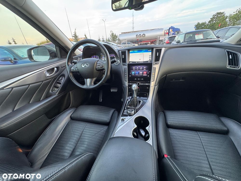 Infiniti Q50 2.0t Premium Executive - 31