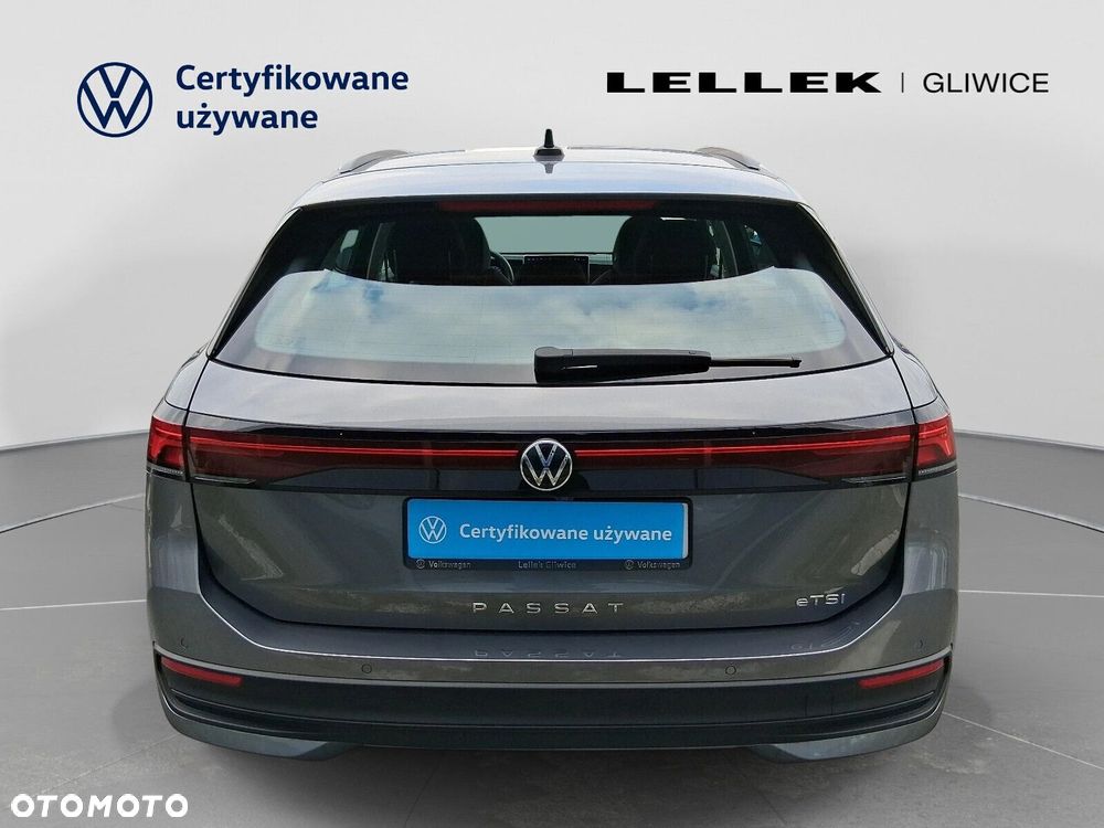 Volkswagen Passat - 6