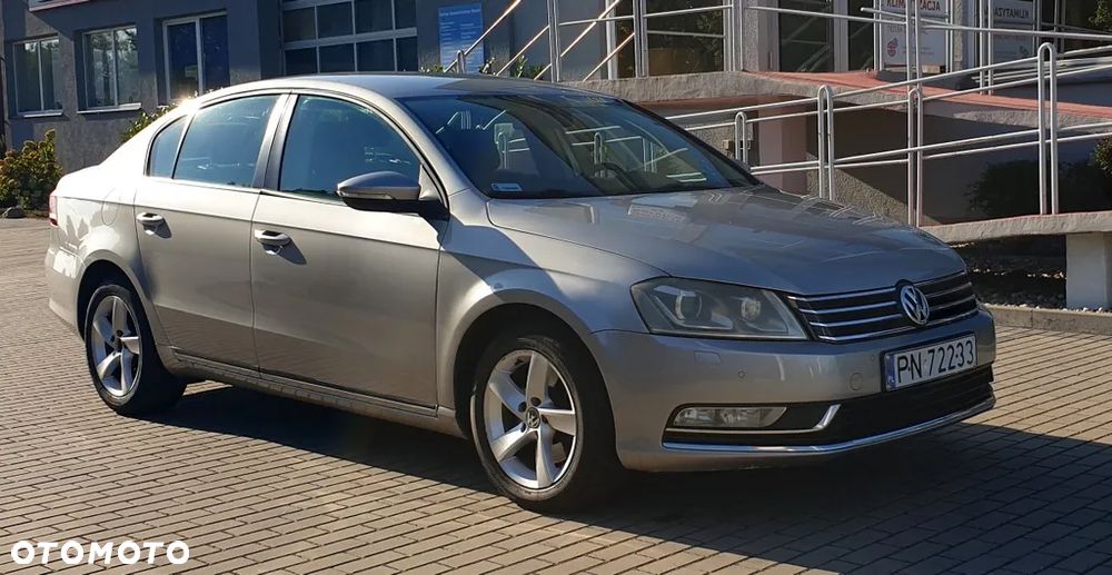 Volkswagen Passat - 8