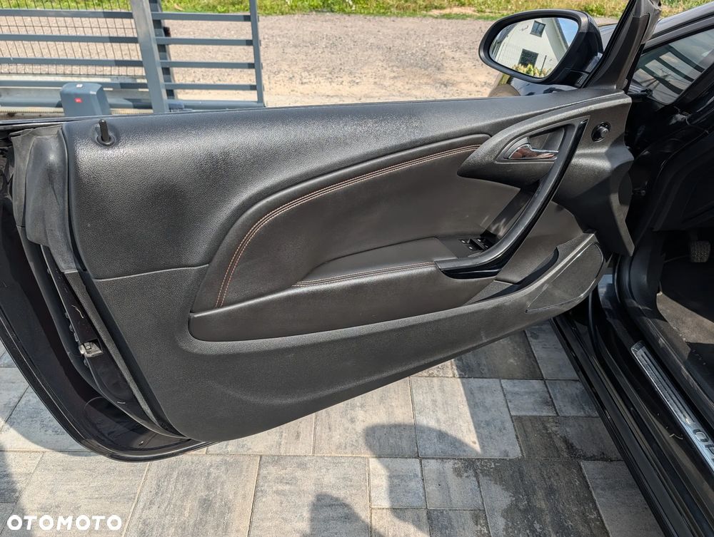 Opel Cascada 2.0 CDTI Cosmo S&S - 30