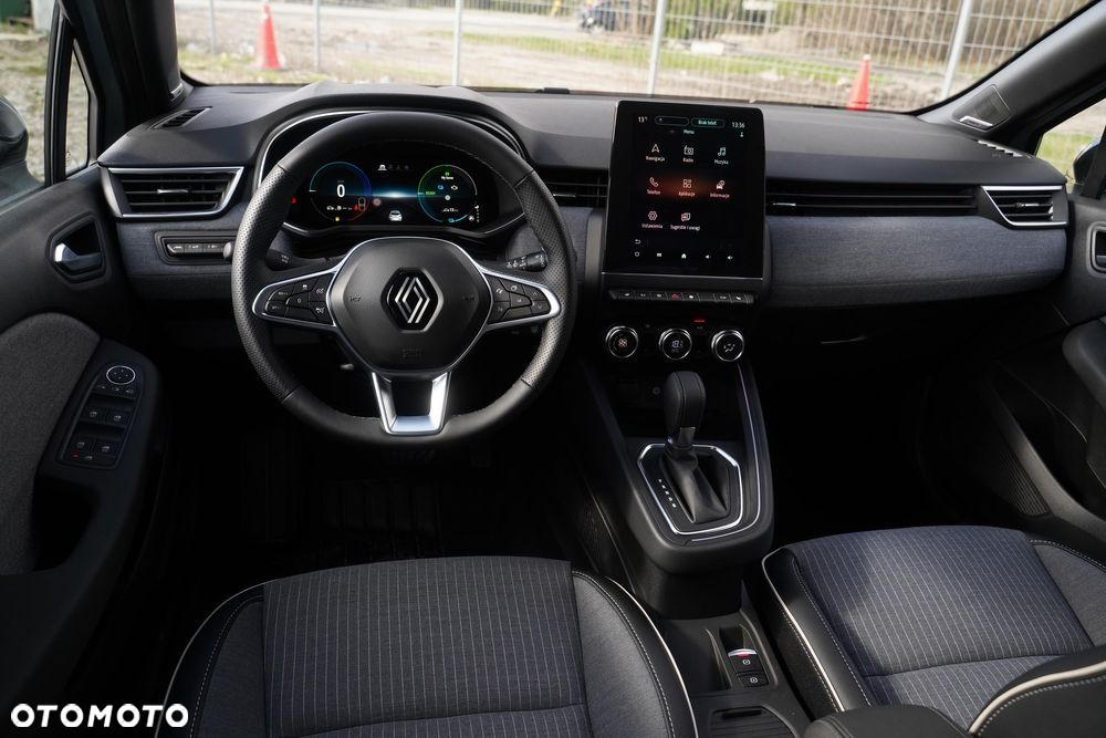 Renault Clio 1.0 TCe Techno Xtronic - 25