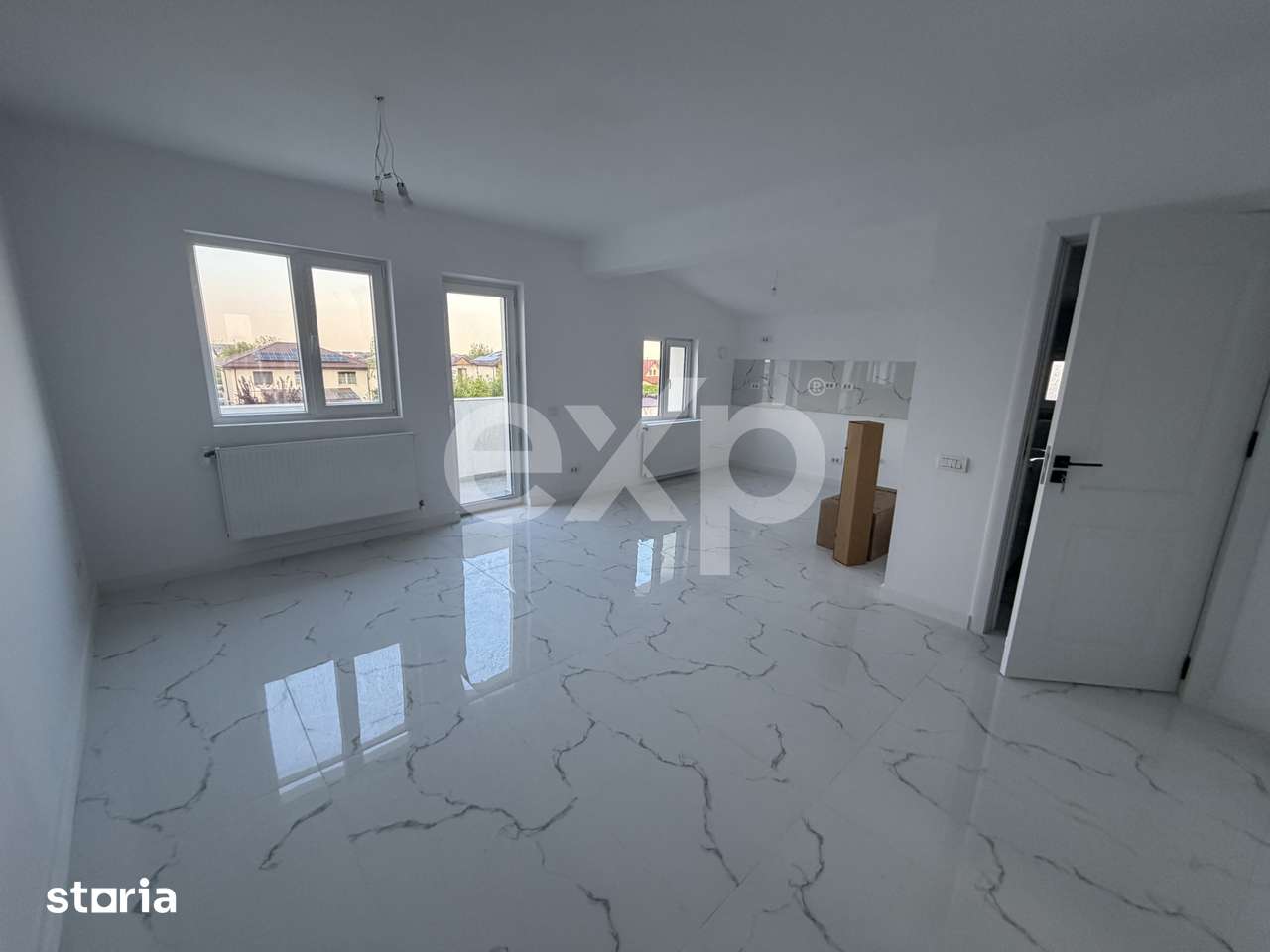 Duplex 2 etaje 4 camere 2 bucatarii 2 livinguri 2 locuri parcare Magur — fotografia 2