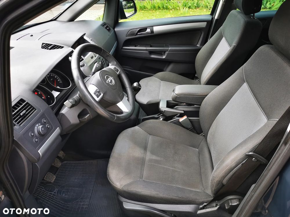 Opel Zafira 1.7 CDTI - 22