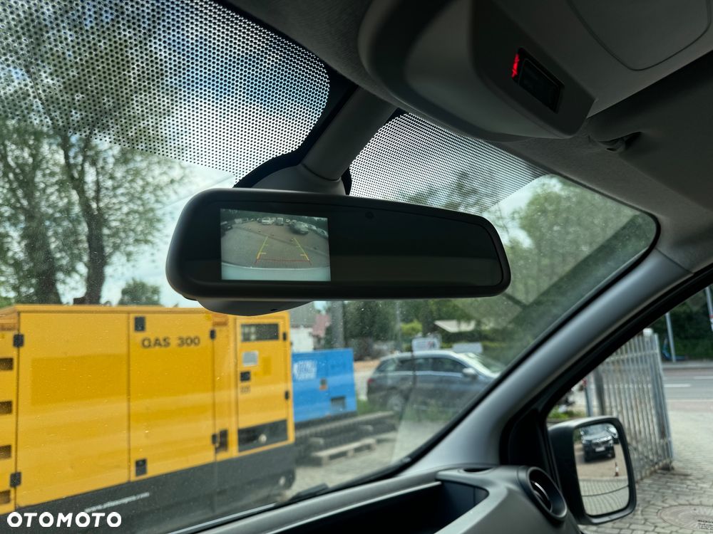 Renault Trafic - 23