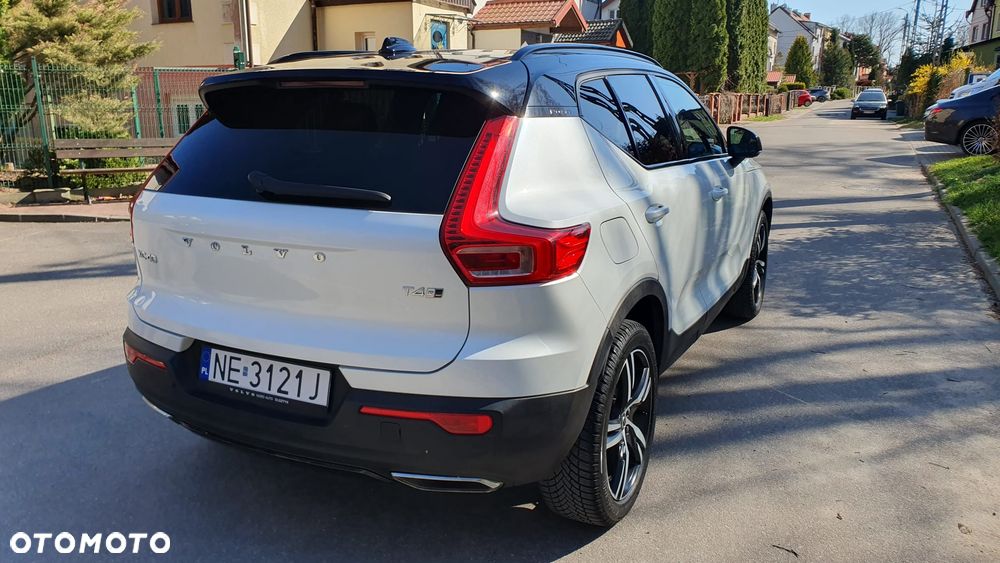 Volvo XC 40 T4 R-Design - 4