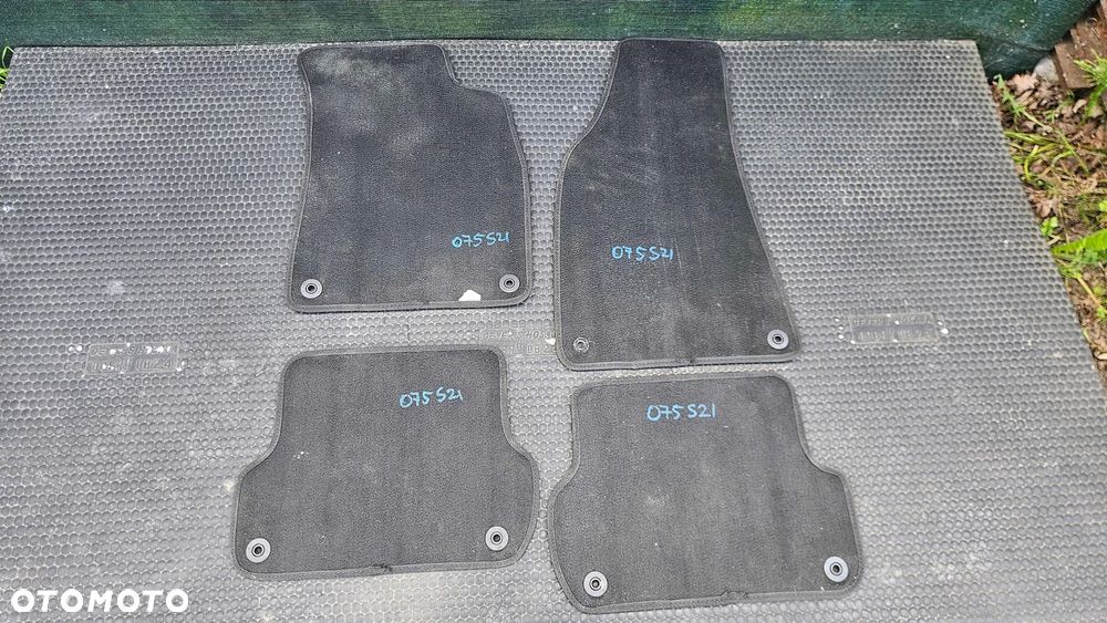 Dywaniki Wycieraczki Wykładzina Czarne Welur Europa Komplet Audi A4 B6 B7 Seat Exeo Sedan Kombi - 31