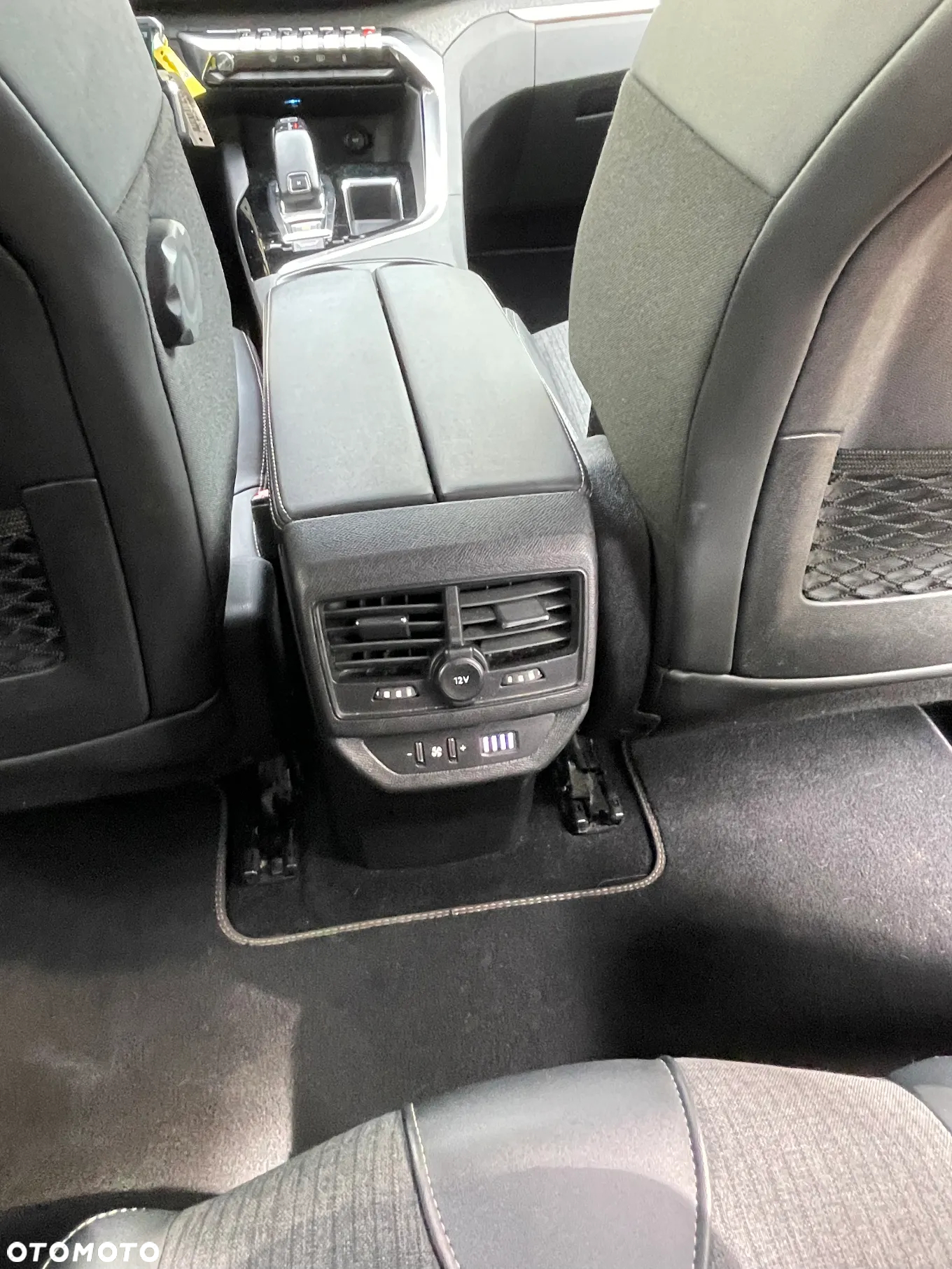 Peugeot 5008 1.6 PureTech GT Line S&S EAT8 - 36