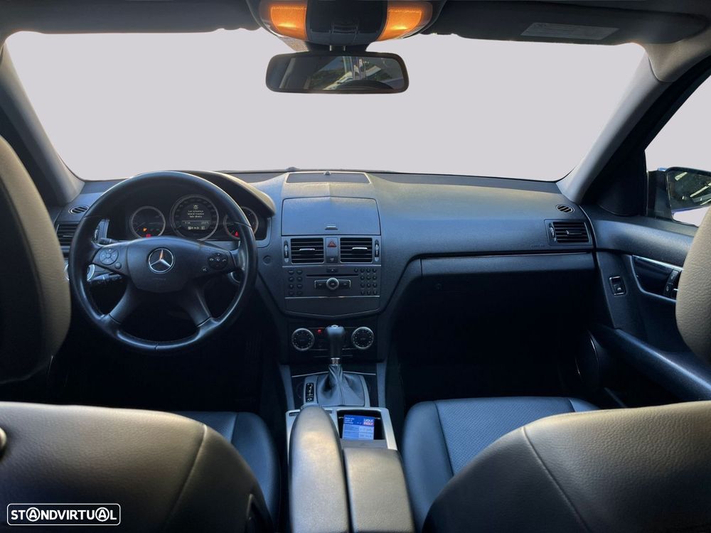 Mercedes-Benz C 200 - 12