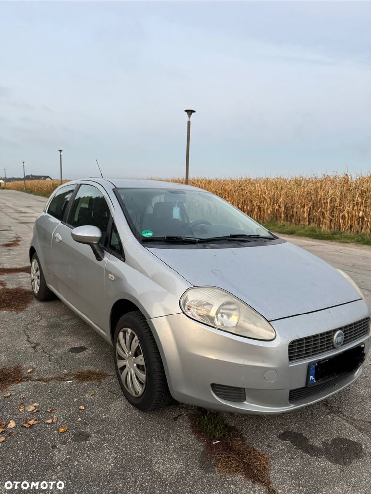 Fiat Punto 2007 photo 2