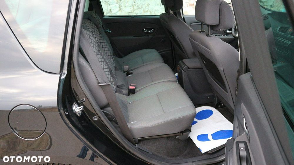 Renault Scenic 1.6 16V 110 LIMITED - 13