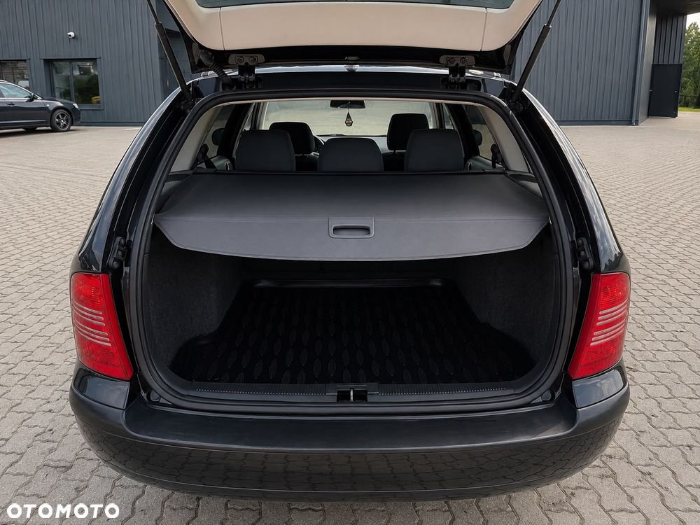 Skoda Octavia 1.6 Tour - 16