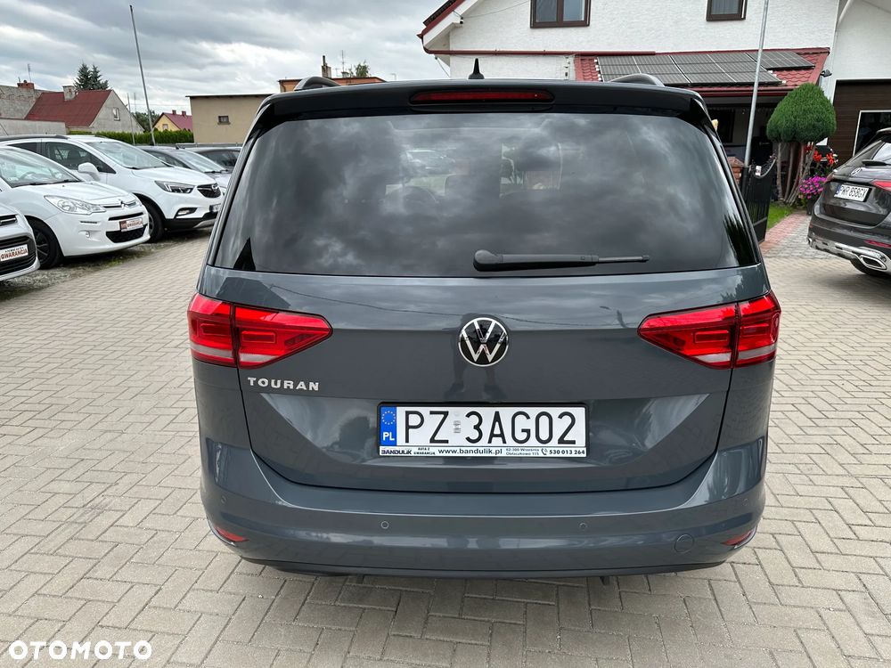 Volkswagen Touran - 35