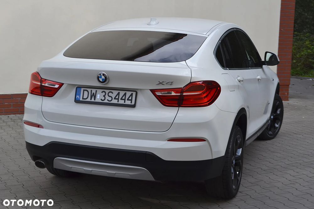 BMW X4 xDrive20i xLine - 14