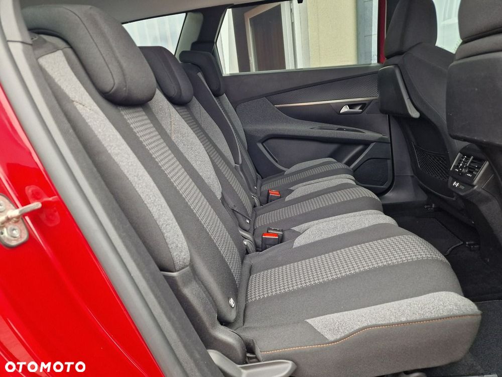 Peugeot 5008 BlueHDI 130 EAT8 Active Pack - 23