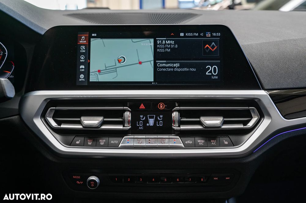 BMW Seria 3 320d Aut. Sport Line - 22
