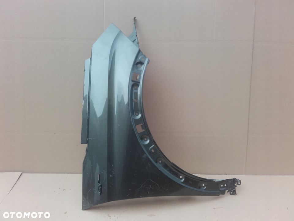 BŁOTNIK PRAWY PEUGEOT 3008 5008 od 2016 r --- - 1