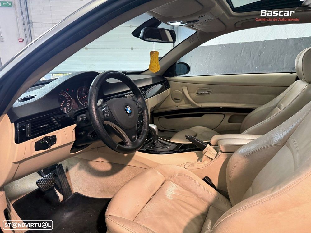 BMW 335 d Auto - 12