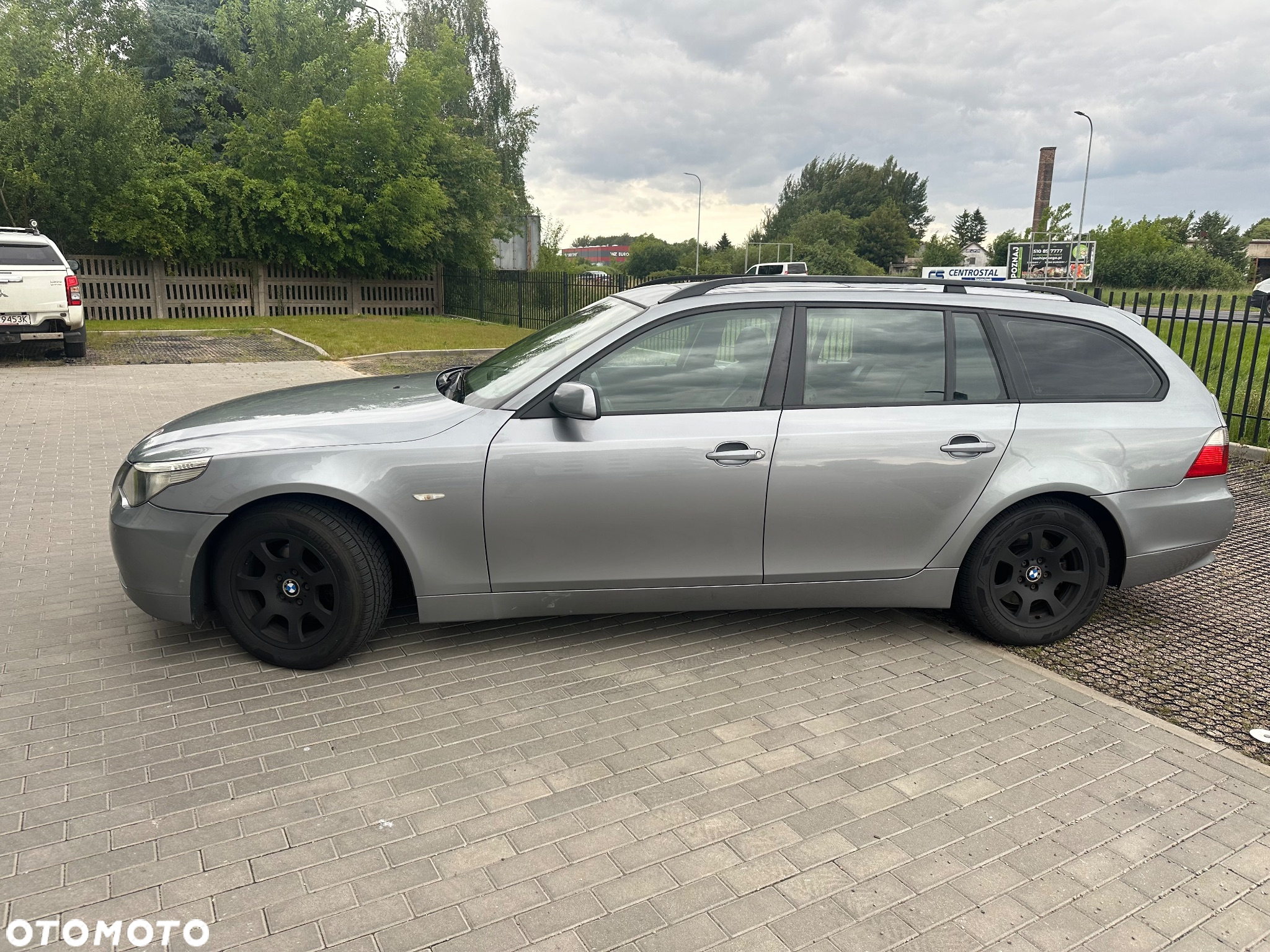 BMW Seria 5 525d Touring - 2