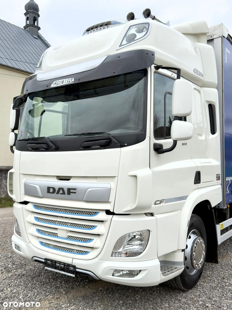 DAF CF320 / FIRANKA / WINDA  / 22 PALETY / KLIMA POSTOJOWA / E6 / 9300 ŁADOWNOŚĆ / NISKI PRZEBIEG / AUTOMAT / SYPIALKA /JEDEN WŁAŚCICIEL / SPROWADZONY / PALET / 2019 / - 8