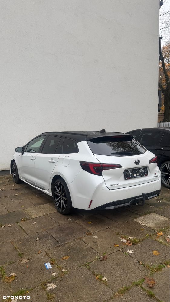 Toyota Corolla 1.8 Hybrid GR Sport - 1