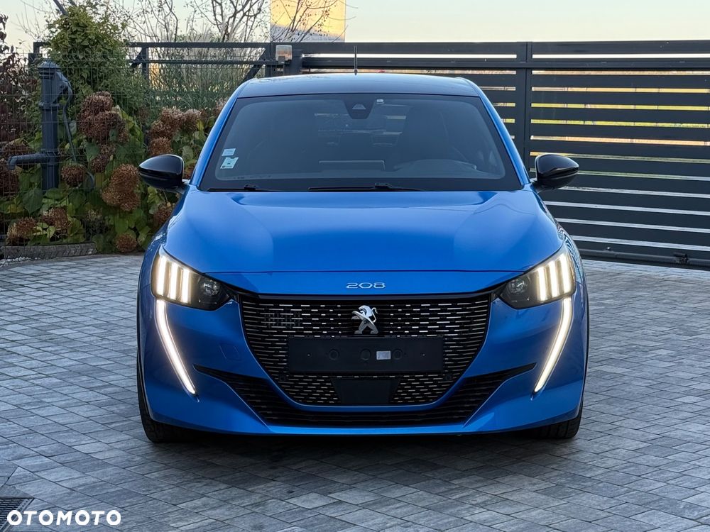 Peugeot 208 2020 photo 3