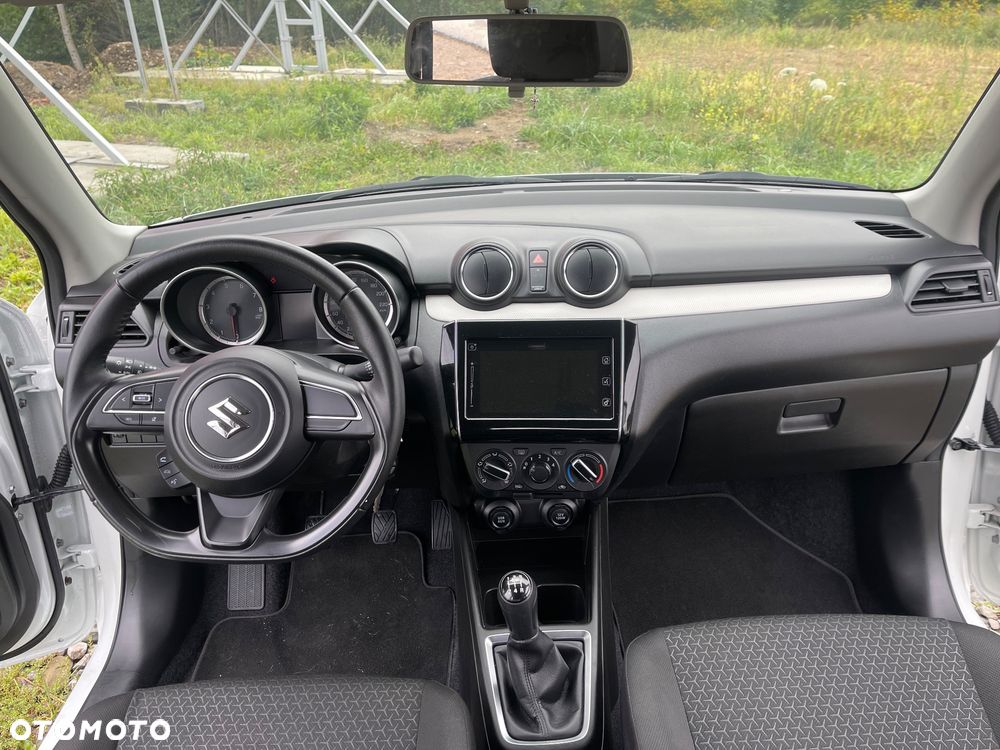 Suzuki Swift 1.2 Premium Plus - 14