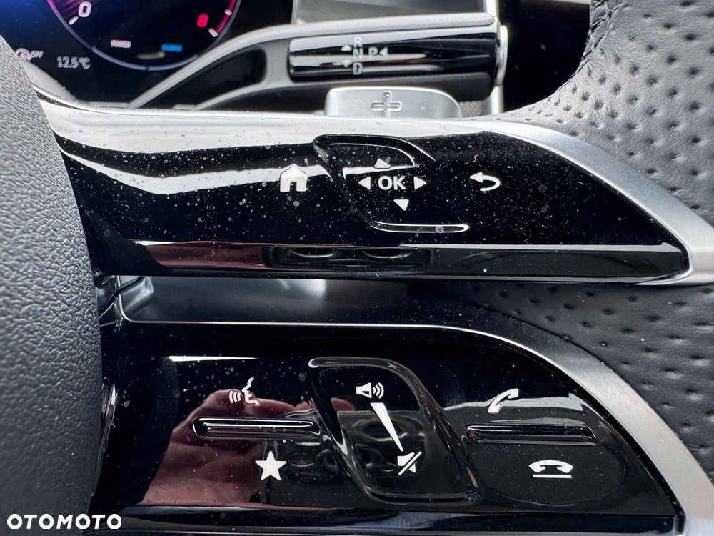 Mercedes-Benz GLC 200 mHEV 4-Matic AMG Line - 23