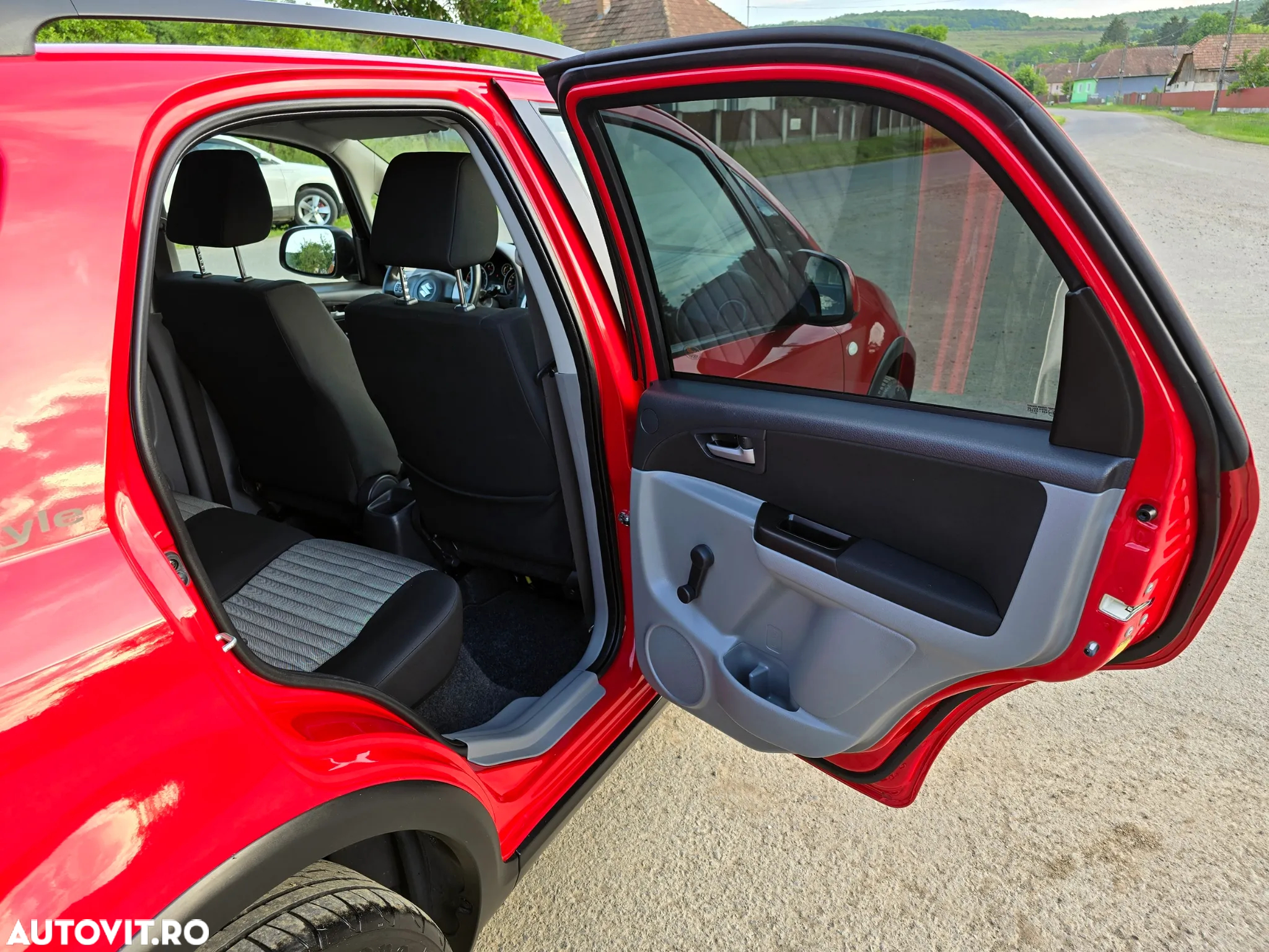 Suzuki SX4 2.0 DDIS 4x4 Style - 33