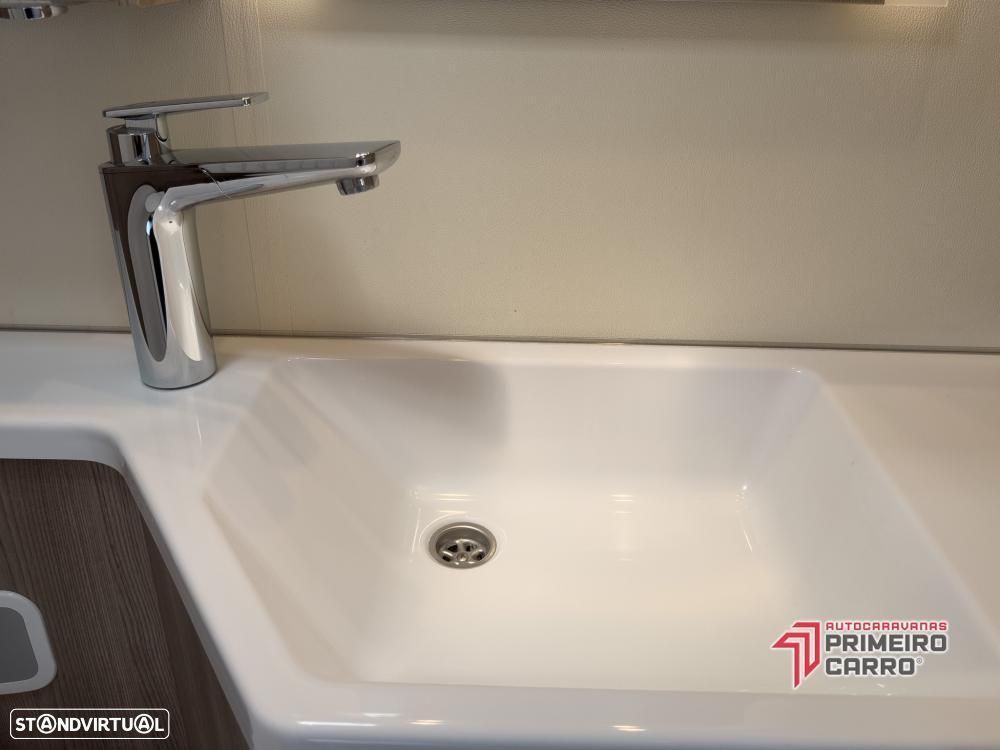 LMC Element T608 Cama central e basculante - 18