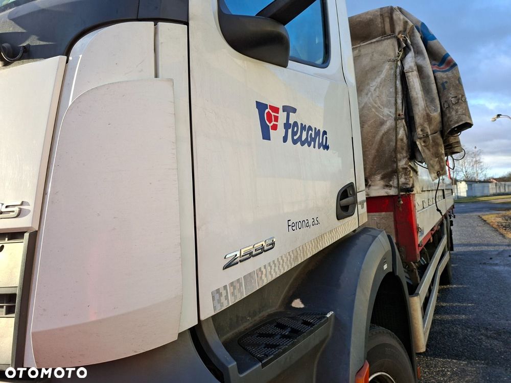 Versalift Antos 2533 L 6X2 - 30