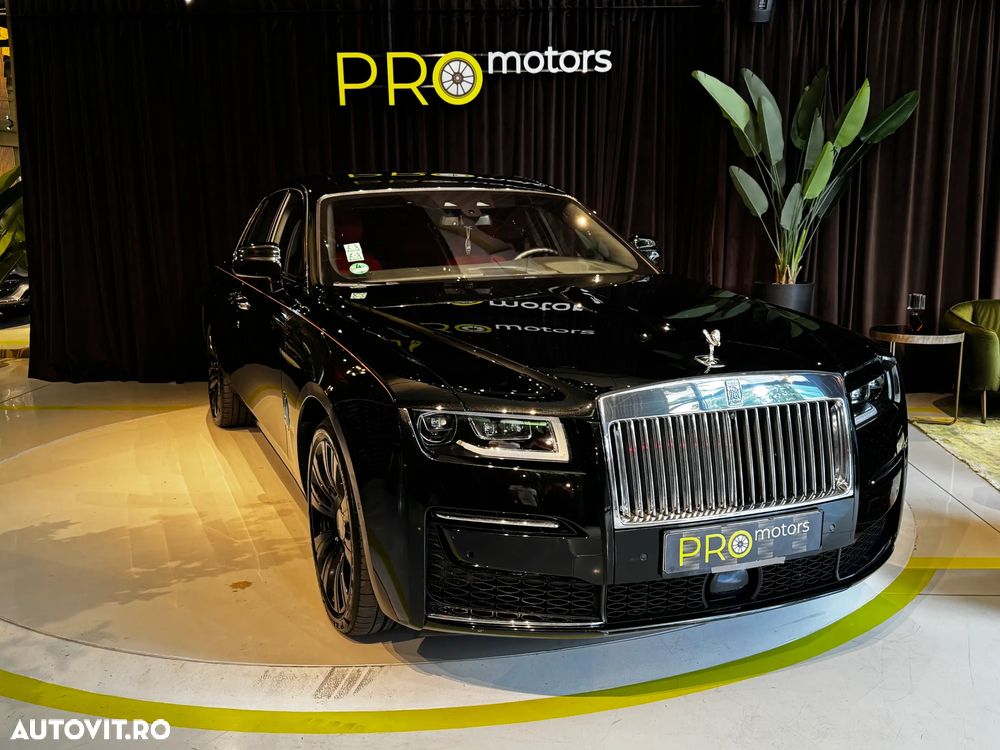 Rolls-Royce Ghost - 1